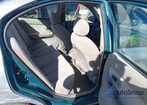 2006 Hyundai Elantra Gls/Limited из США, поврежденный, VIN KMHDN46D16U263180